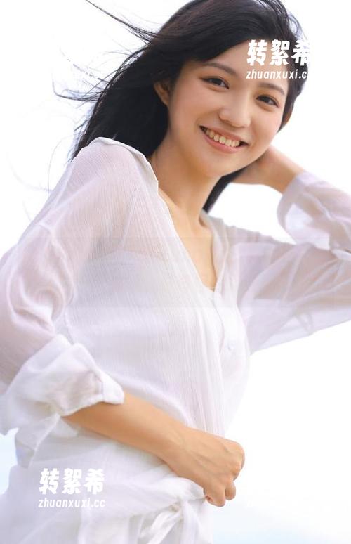 用166runapp，真的是豆腐干配吃瓜，好奇怪的组合啊