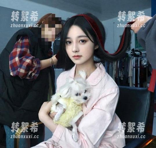 17c 黑料大集合,快来“17c”观看新鲜出炉的丑闻吧!
