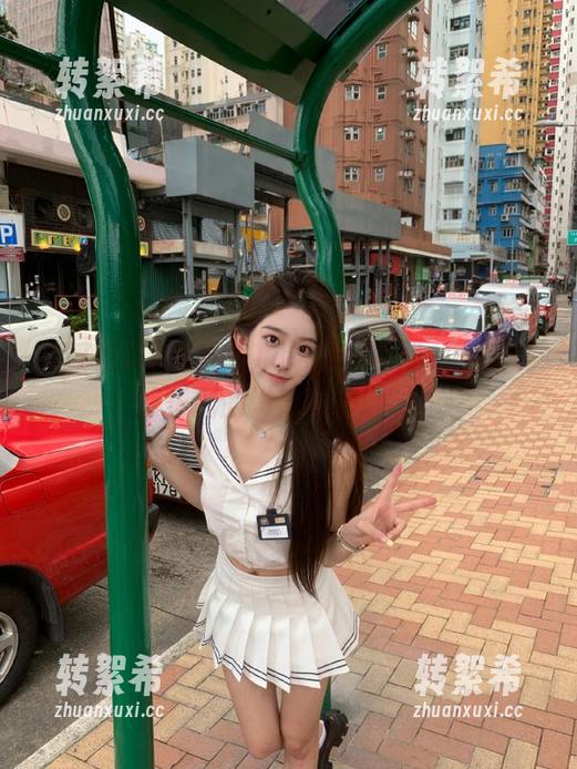 最新17吃瓜网官网，简直是娱乐圈的“隐秘基地”！