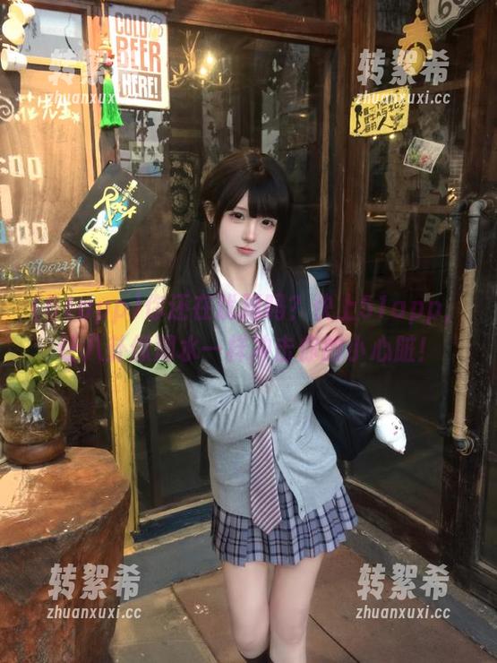 你还在犹豫吗？快上51app，让八卦像潮水一样冲击你的小心脏！