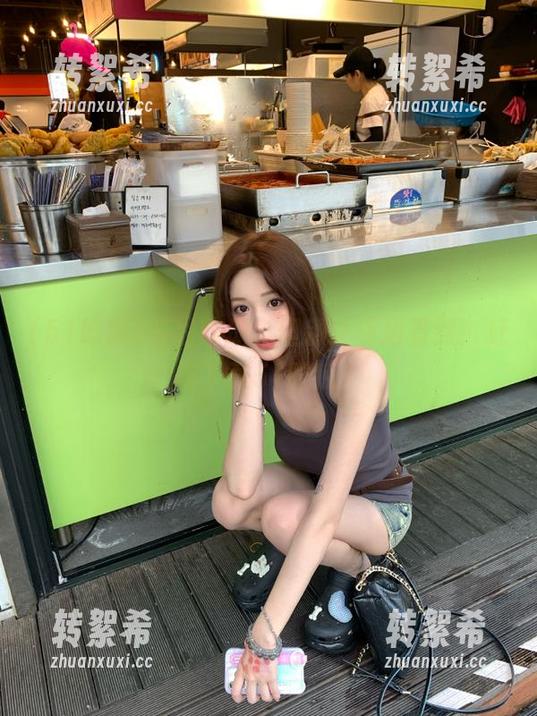 在线吃瓜，但别让邻居看到！赶快下载51吃瓜！