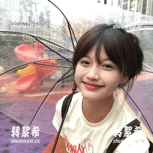 51吃瓜网页：今天又是让人吃惊的一天，瓜果满天飞～
