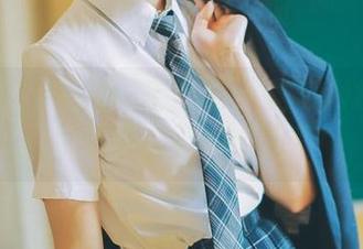 iOS用户在51吃瓜网找娜娜，仿佛在追寻幸福的瓜？