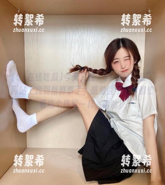 今天又在“51在线吃瓜”网站上找到新鲜事了，感觉整个世界都忙着追个热闹一样，哈哈！