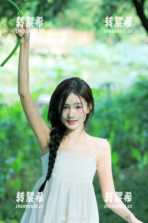 在51在线吃瓜的资源库里，有人求职有人求瓜，热闹得很！