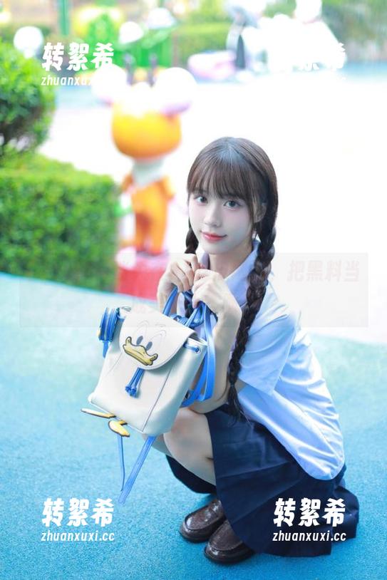 91吃瓜 迷失在91吃瓜网站,把黑料当成美味小零嘴!