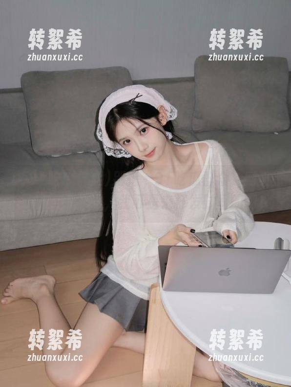91吃瓜群众 别把“91吃瓜群众”网页当成咨询平台,我可是来打发时间的啊!