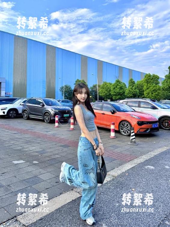 zztt11苹果版上线，动漫角色乱入，感觉心脏都要跳出来了！