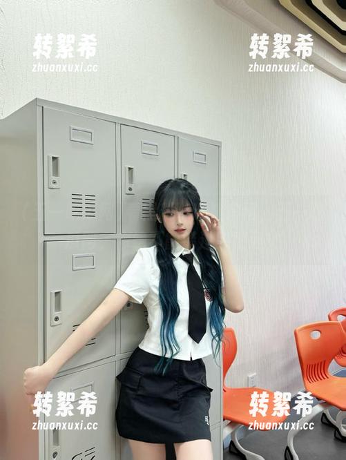 看黑料、通知官网，五一吃瓜网，你绝不能错过的热闹！