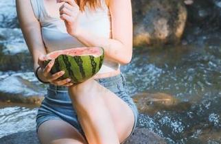 网爆黑料：官宣的“幸福”地址，却闪现出几分不和谐的暗流…