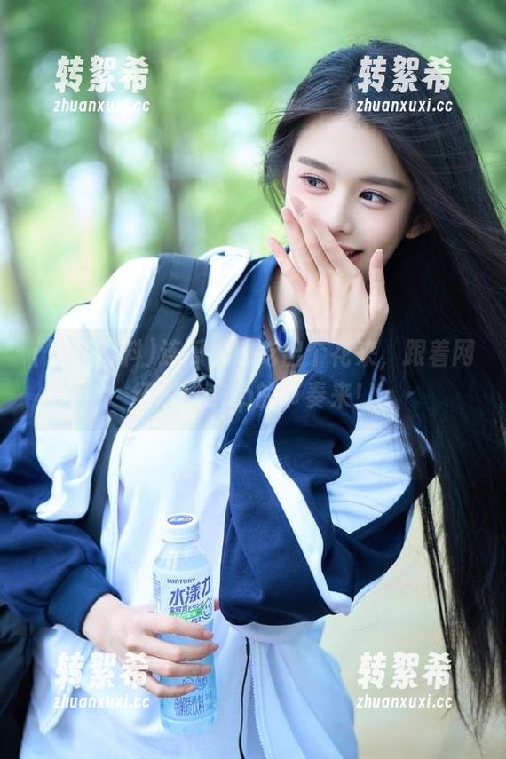 连瓜都想吃出个花来，跟着网红黑料app的节奏来！