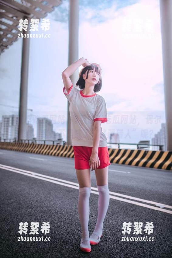 观看黑料吃瓜网站，偶尔想想，我是不是成了“资源猎人”呢？