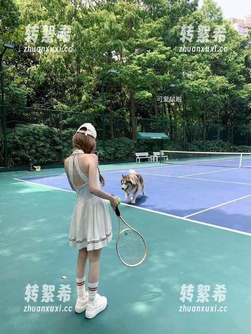 “黑料天堂”导航，有点像指南针，无方向只陪我唱着吃瓜的歌～