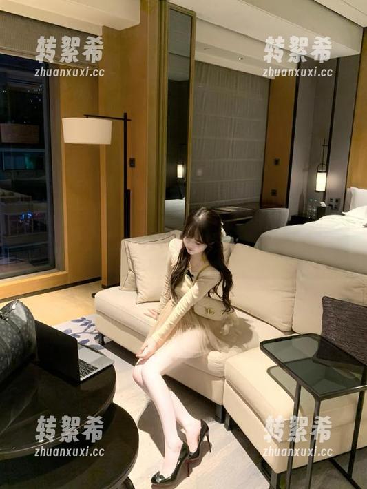想知道2025年的黑料正能量总部最新动向？快上首页瞧瞧！