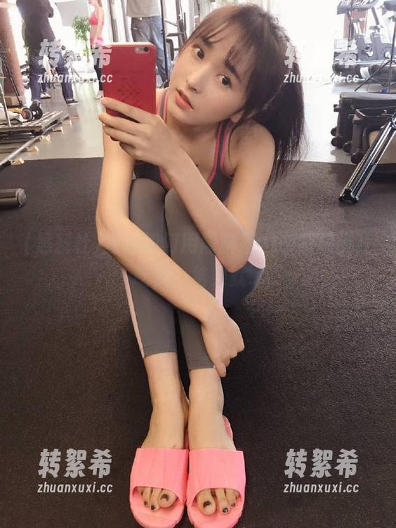 教你如何用黑料社app链接疯狂吃瓜，结果就...