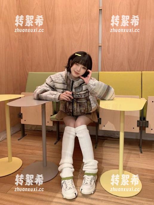 在黑料网发布的最新视频中，一条彩色鳗鱼的反击心路历程！