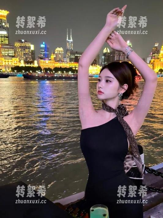 黑网料最新动态节奏感倍儿强，八卦界的小火花又要开始了...
